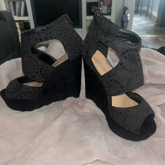 Gently Worn, New Look Wedge Black Heels. US size 10, UK size 8 - Picture 3 of 3